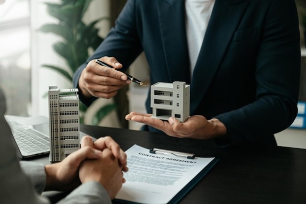 Florida real estate lawyer